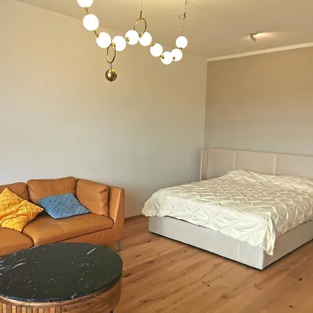 Free Private Parking, Central Location, Nuslesky Pivovar Sunset Balcony Home, Prague Exterior photo