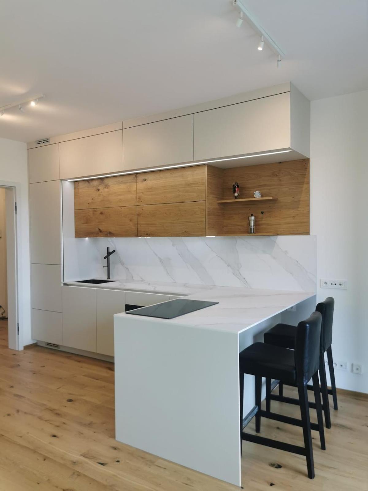 Free Private Parking, Location, Nuslesky Pivovar Sunset Balcony Home, Апартаменти Прага